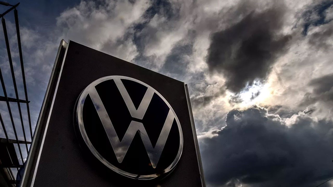 Volkswagen, Almanya’da 50 bin kişiyi işten çıkaracak